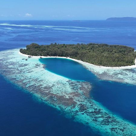 Wai Resort - Raja Ampat Pulau Birie Exterior photo